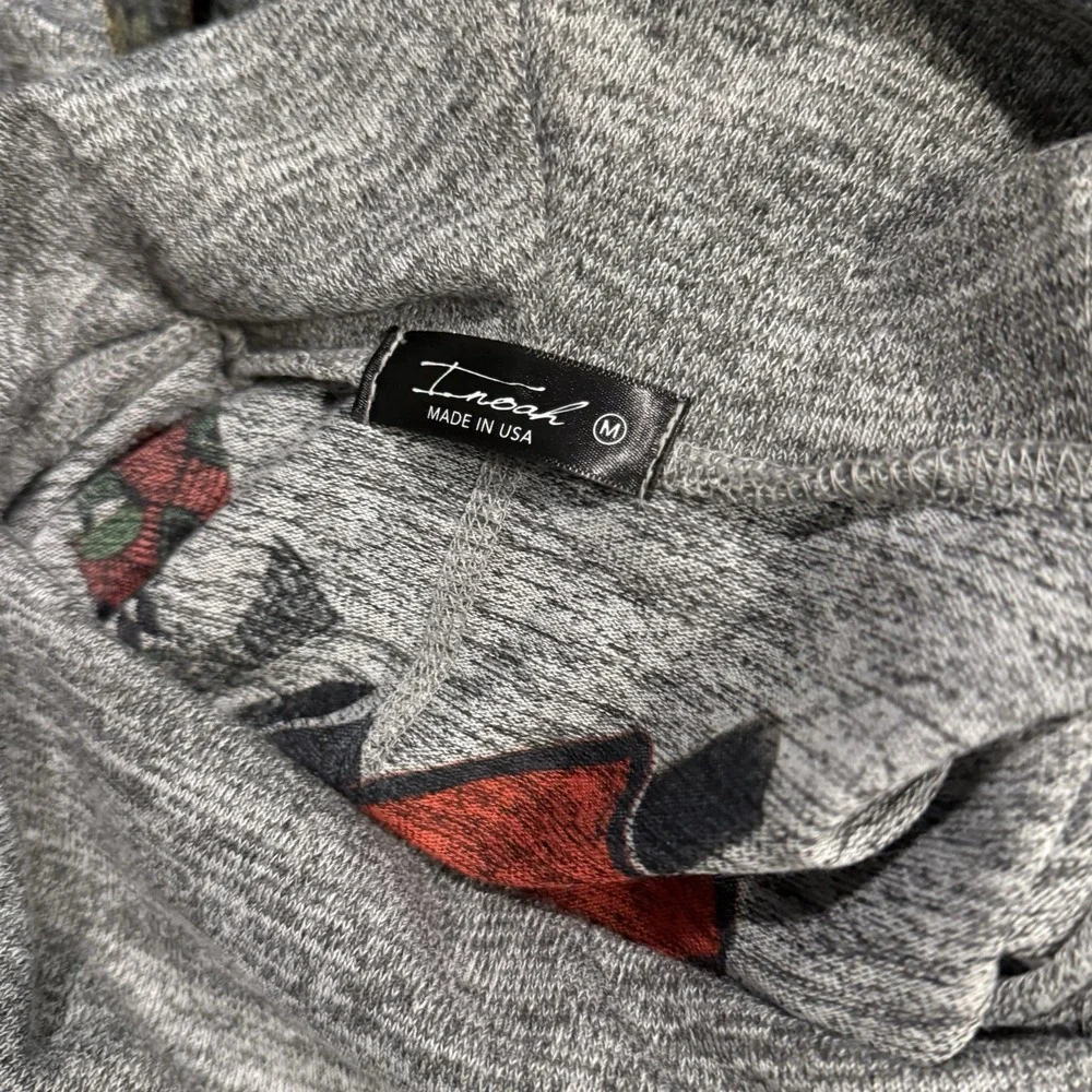 Inoah Sweater Cowl Neck Fine Art Cat Graphic Poncho Women's Medium - Picture 3 of 7